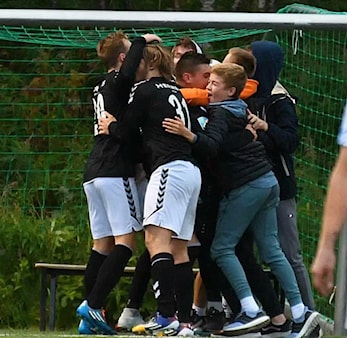 Fjorårets toppoppgjør på skarpmarka lørdag kl 1500